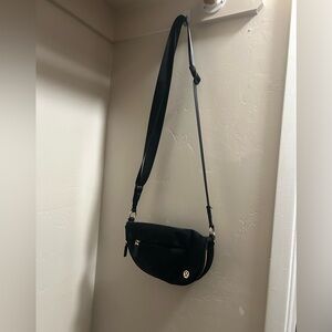 Lululemon crossbody bag brand new